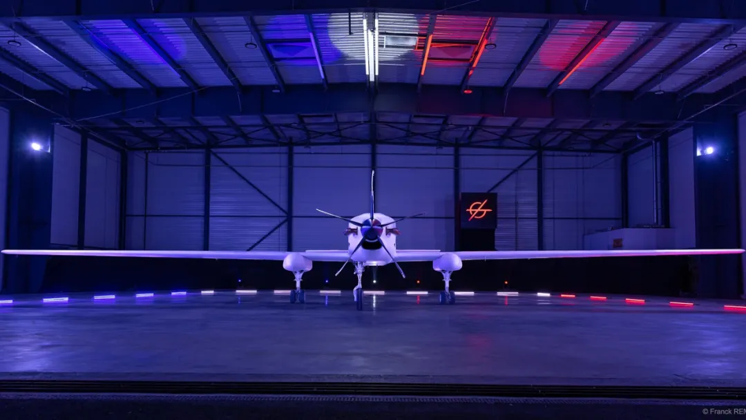 淺析法國新型大型無人機——AAROK